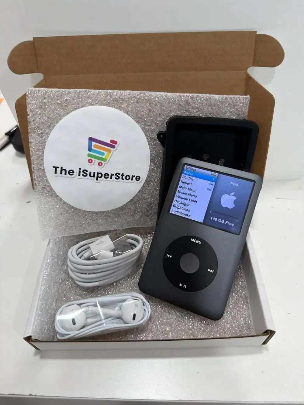 Refurbished  Apple iPod Classic 160GB 7th Generation Space Gray A1238 Bundle